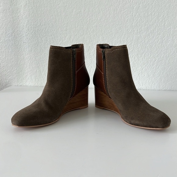 NWOB DIBA True Drum Roll Wedge Booties - Picture 7 of 16